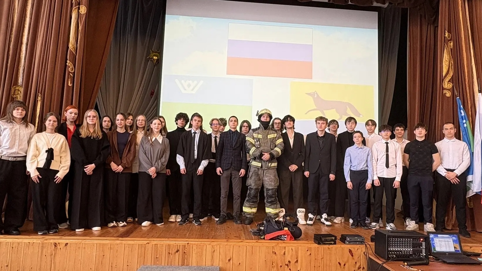 Открытый урок, посвященный профессии пожарного.